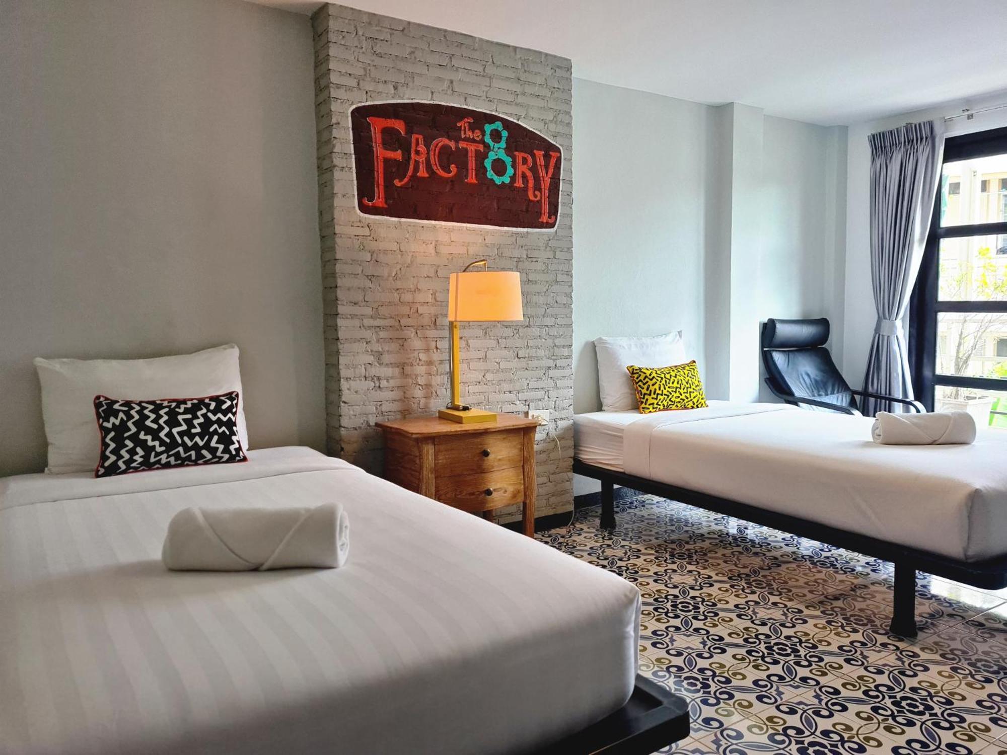 The 8 Factory Hotel Phitsanulok Exterior foto