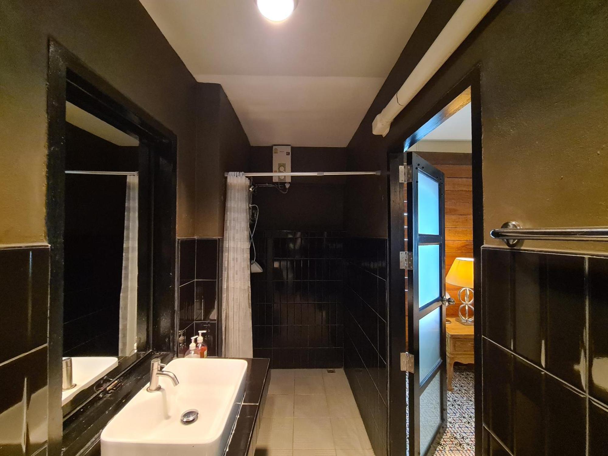 The 8 Factory Hotel Phitsanulok Exterior foto